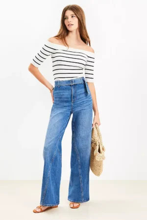 High-Rise Belted Wide-Leg Jeans in Stone Wash