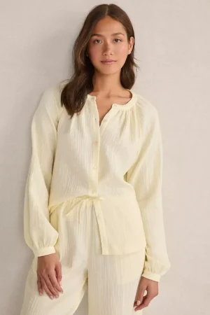 Lightweight Gauze Top